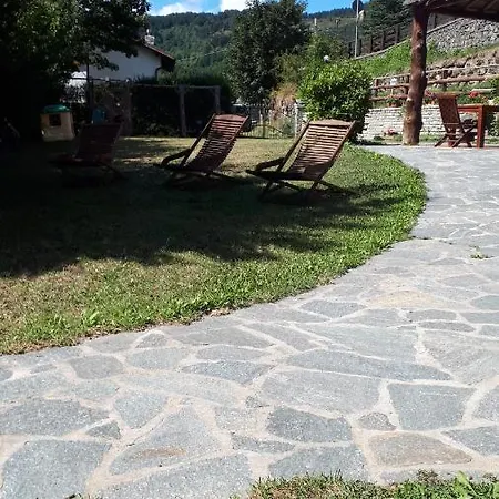 La Soldanella Alojamento de Acomodação e Pequeno-almoço Santo Stefano dʼAveto